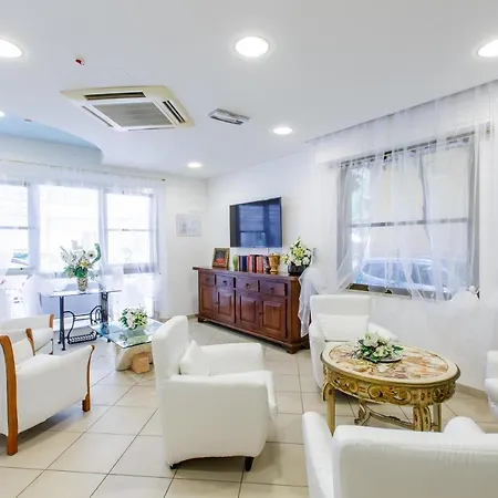 Noidue Hotel