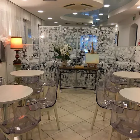 Noidue Ξενοδοχείο 2*
