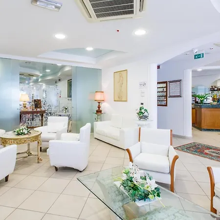 Noidue Hotel 2*