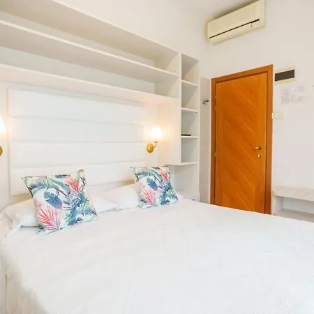 Hotel Noidue 2*